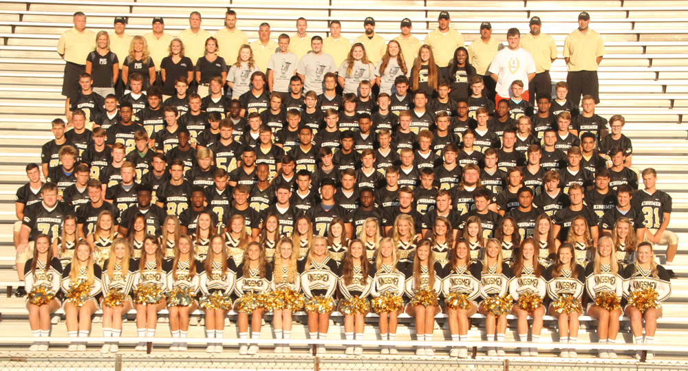 The 2016 Penn Football team photo