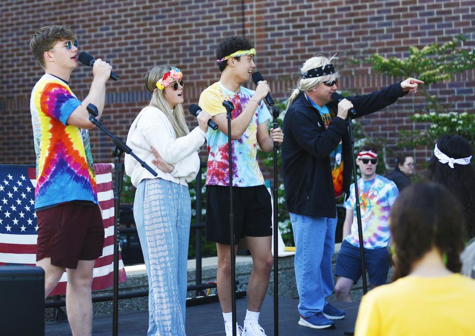 Students singing at Pennstock
