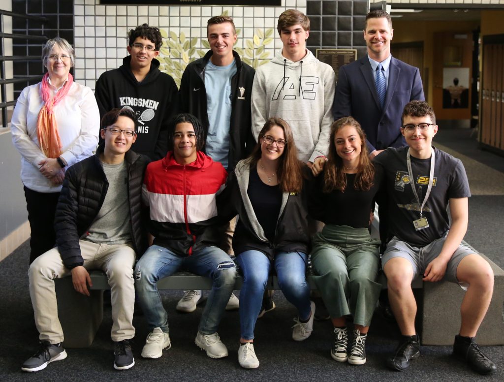The Penn TEAMS Grade 11/12 State Championship Team.